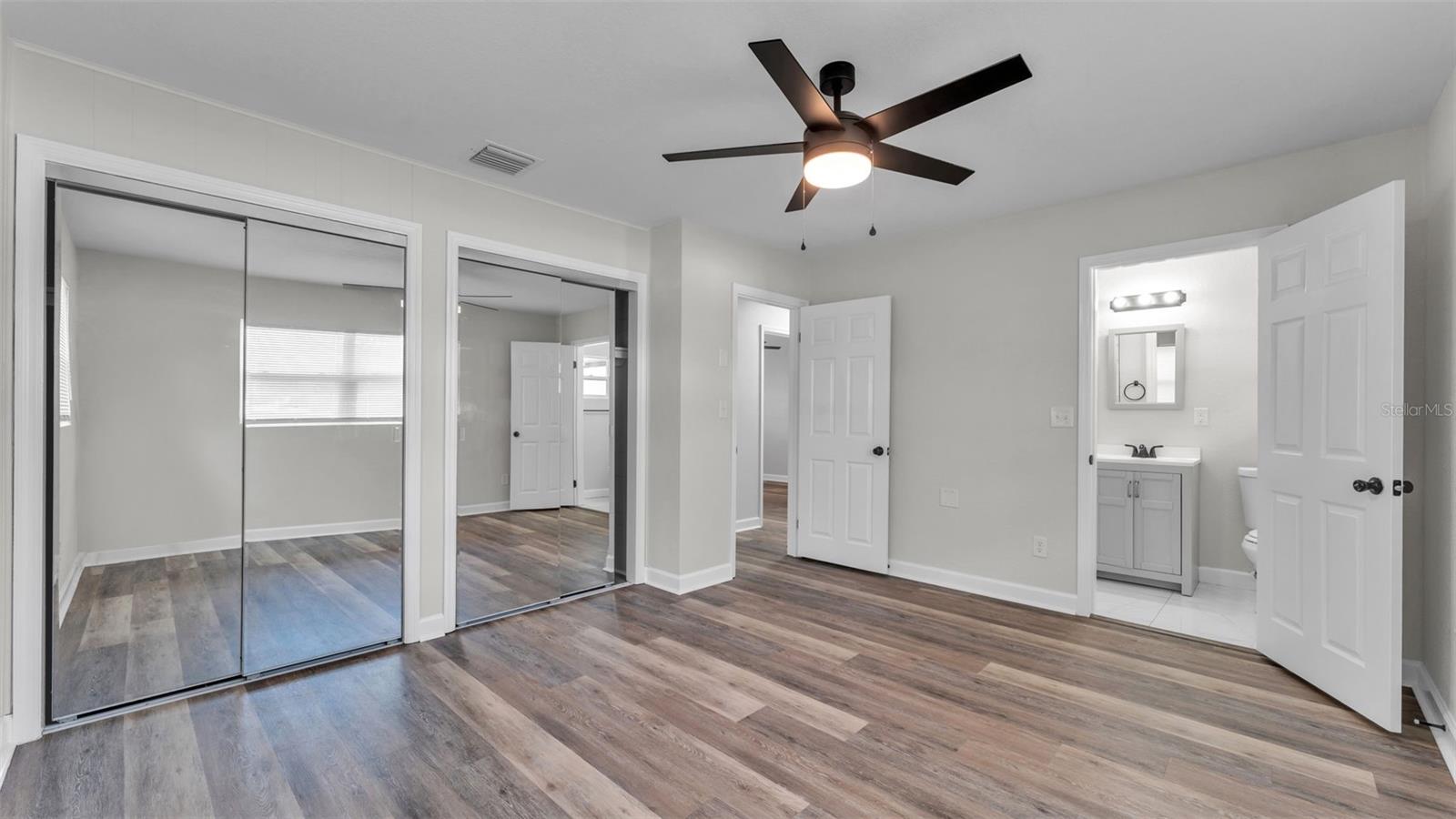 Image 13 of 20 For 1599 Avenue E Ne