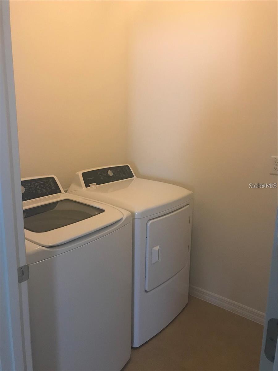 Image 23 of 28 For 2229 Blue Highlands Drive