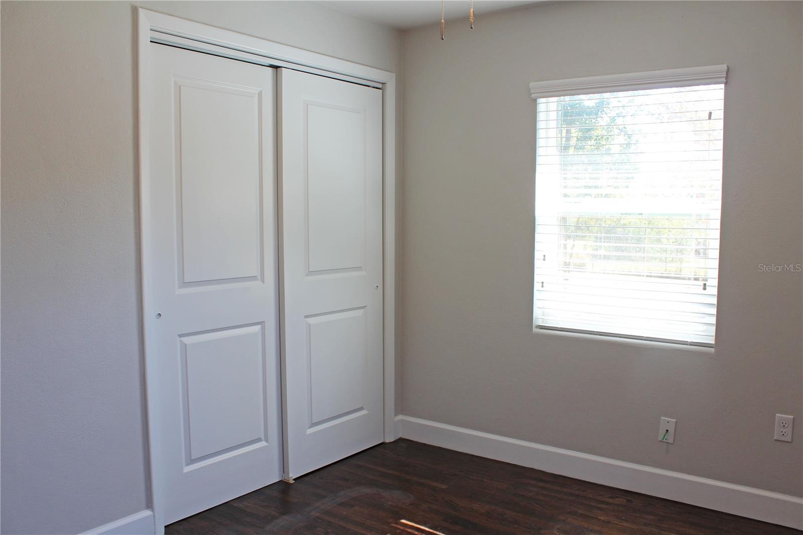 Image 18 of 27 For 840 Susan Drive