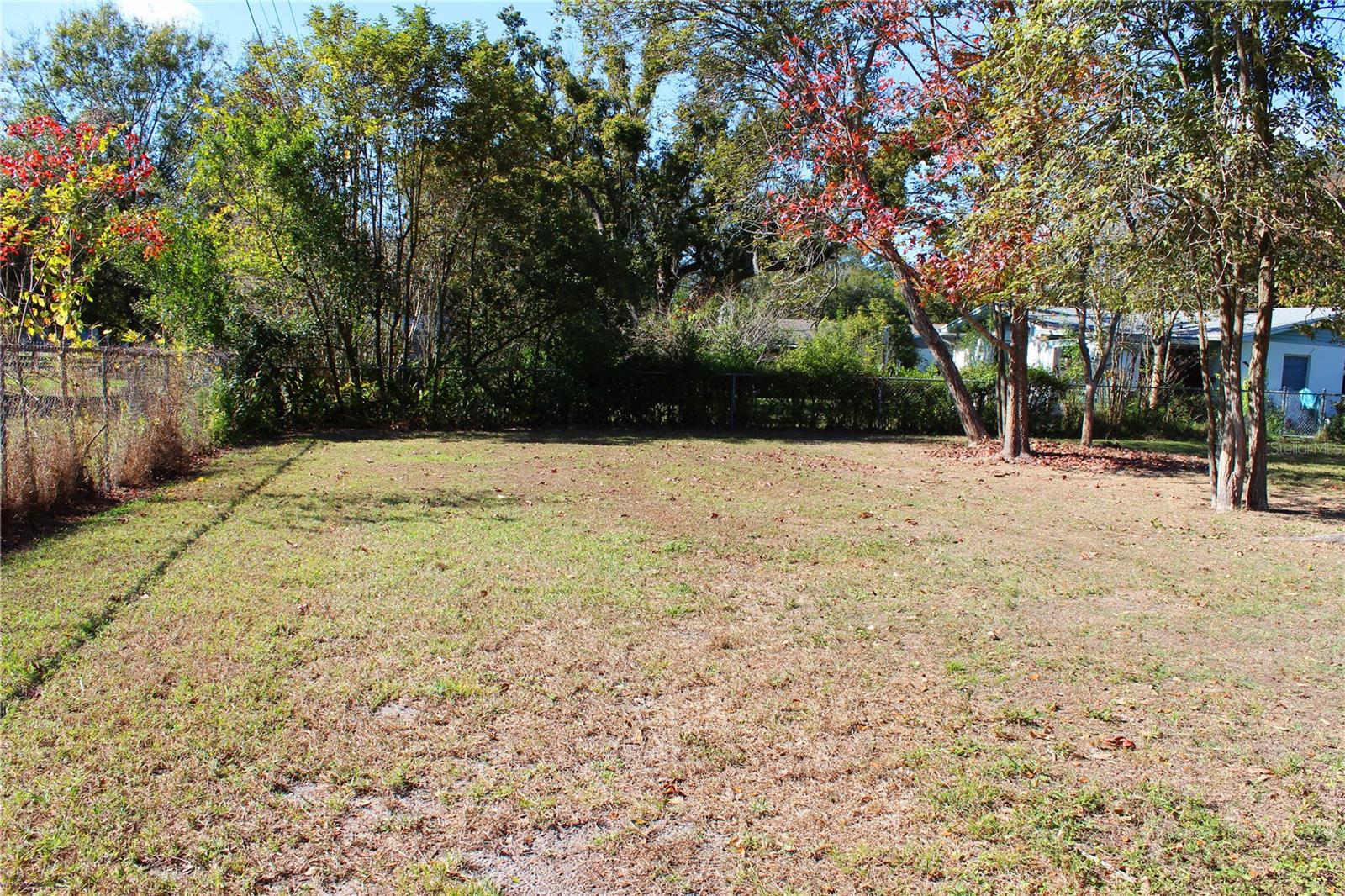 Image 26 of 27 For 840 Susan Drive