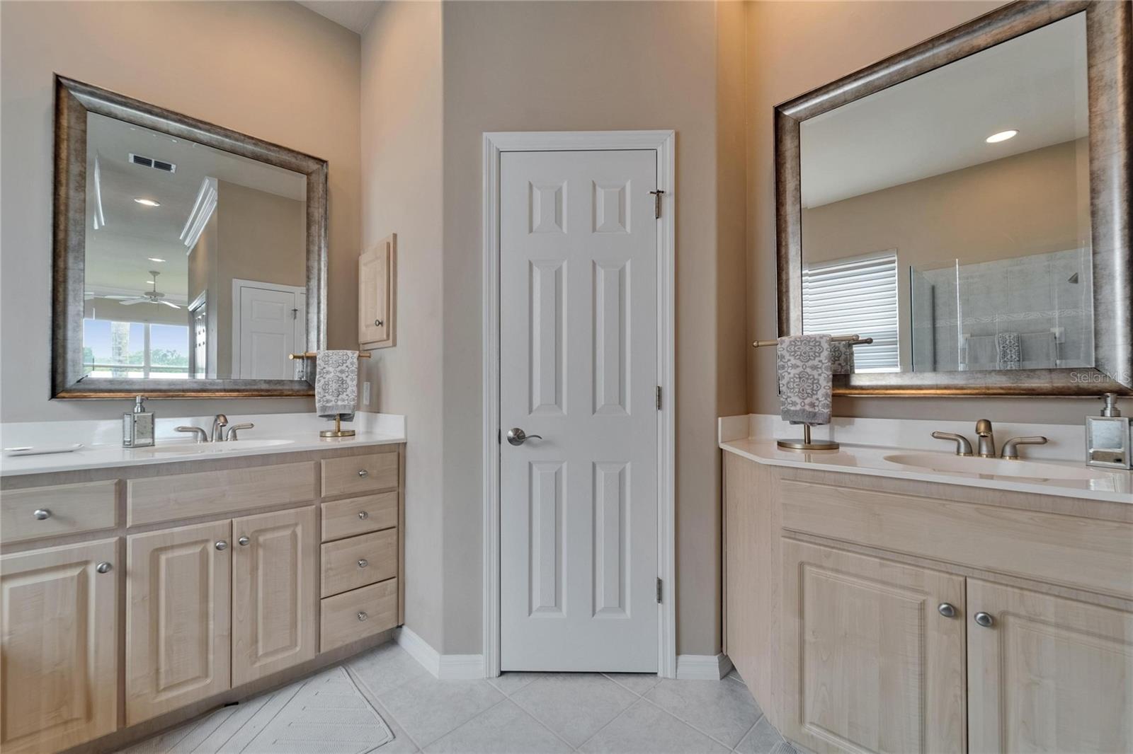 Image 28 of 79 For 3450 Turnberry Drive