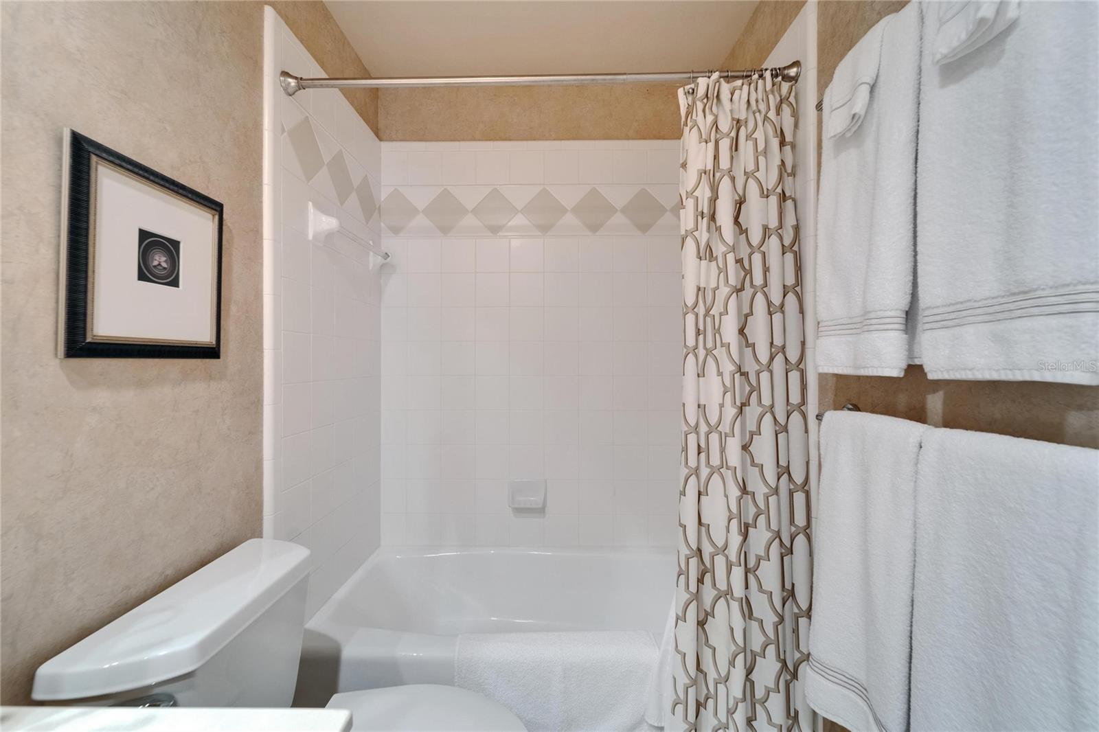 Image 47 of 79 For 3450 Turnberry Drive