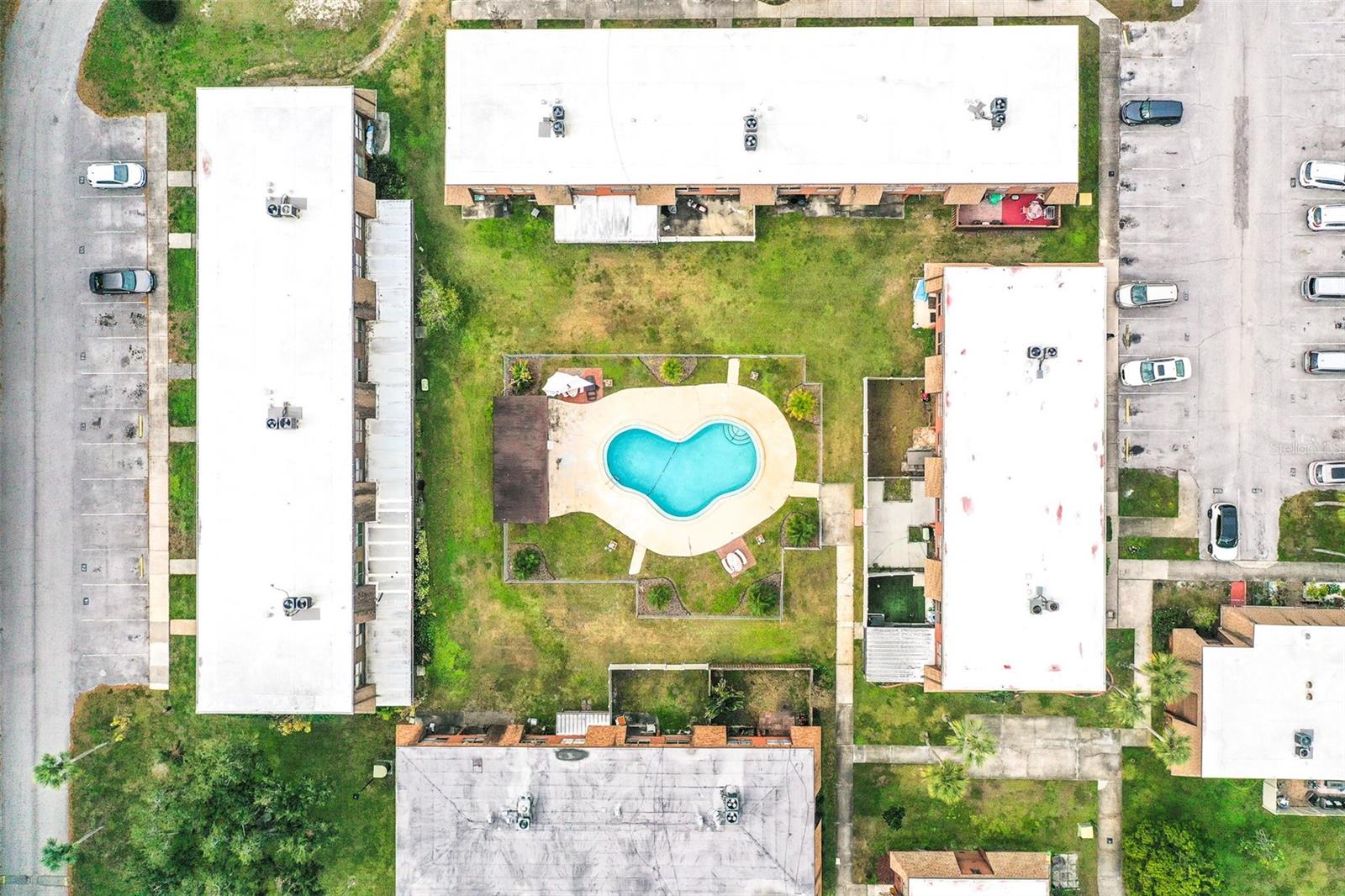 Image 23 of 31 For 1836 Crystal Lake Drive 104