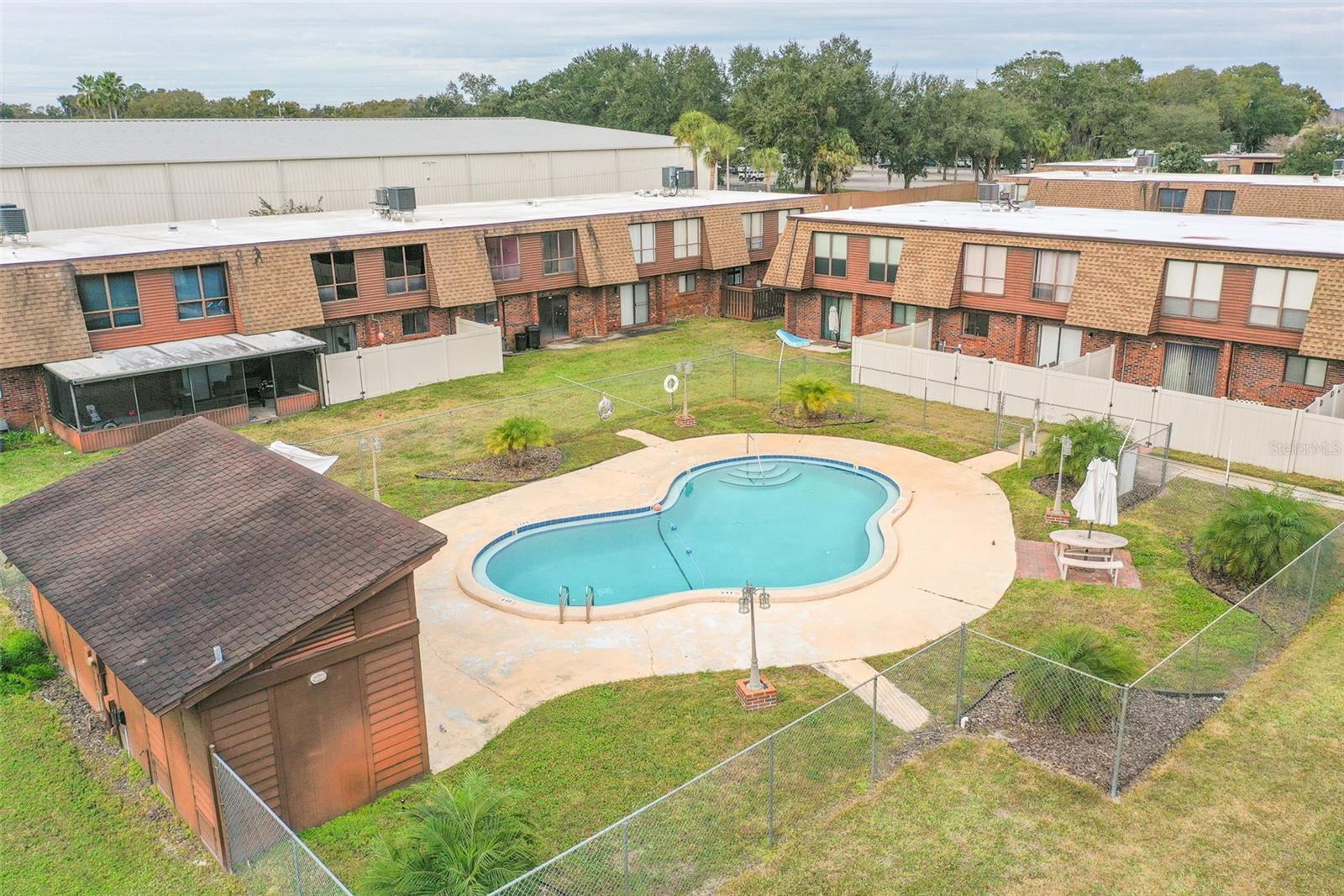 Image 24 of 31 For 1836 Crystal Lake Drive 104