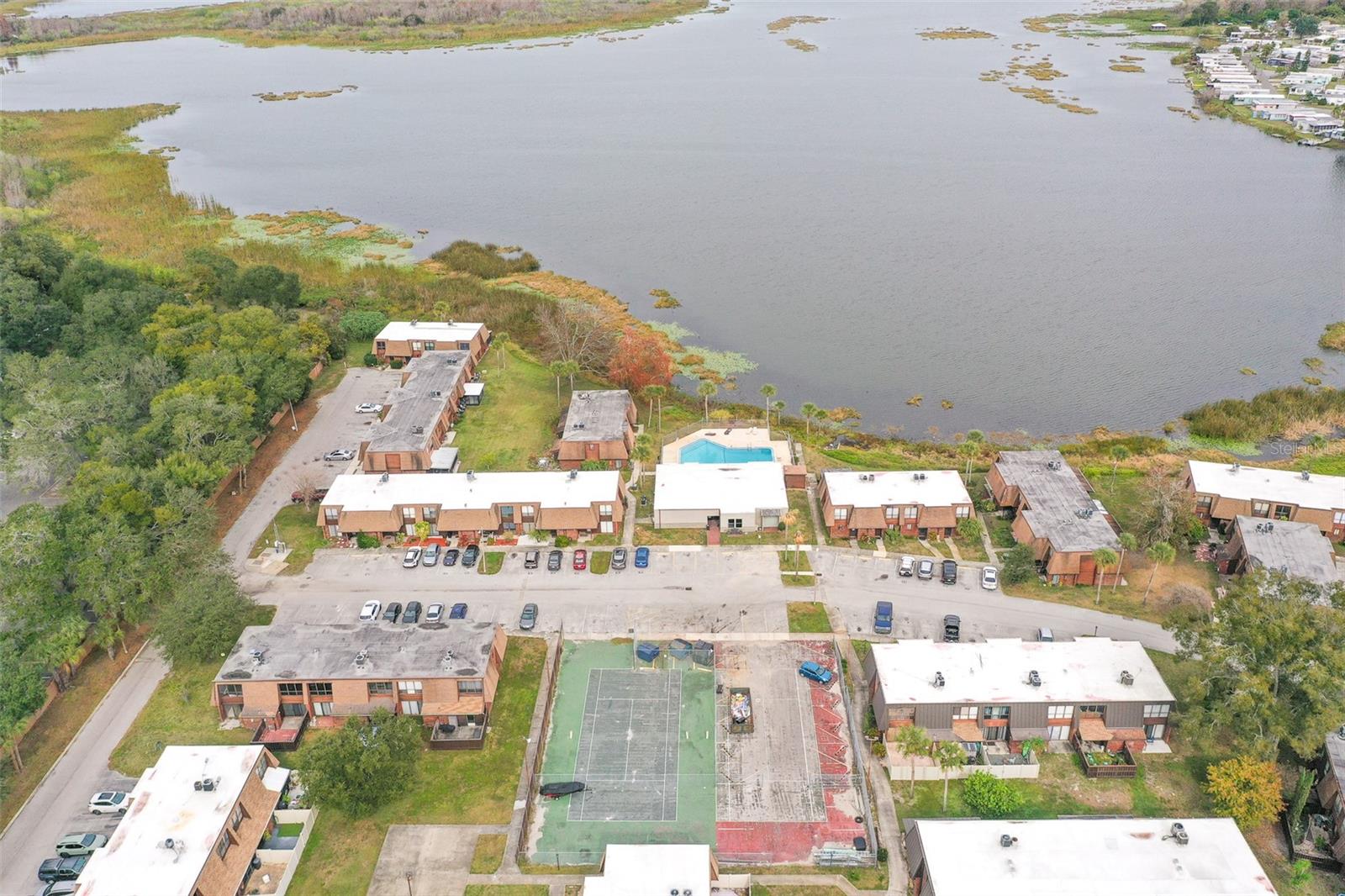 Image 30 of 31 For 1836 Crystal Lake Drive 104