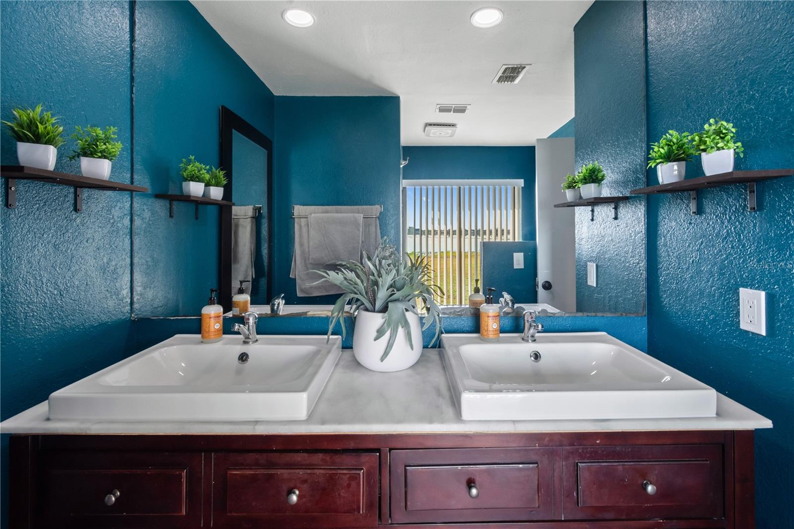 Image 14 of 50 For 1407 Indian Drive