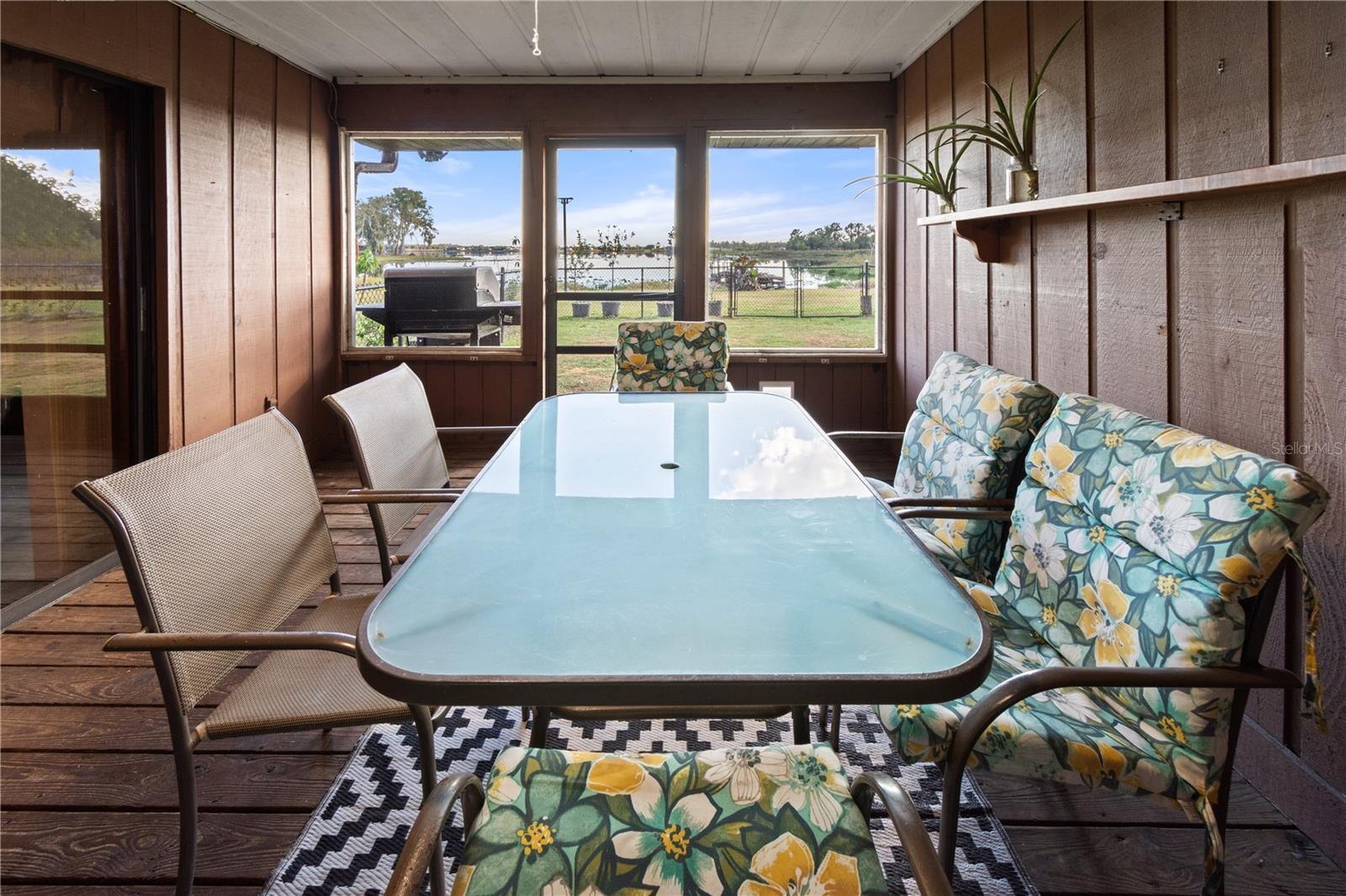 Image 4 of 50 For 1407 Indian Drive