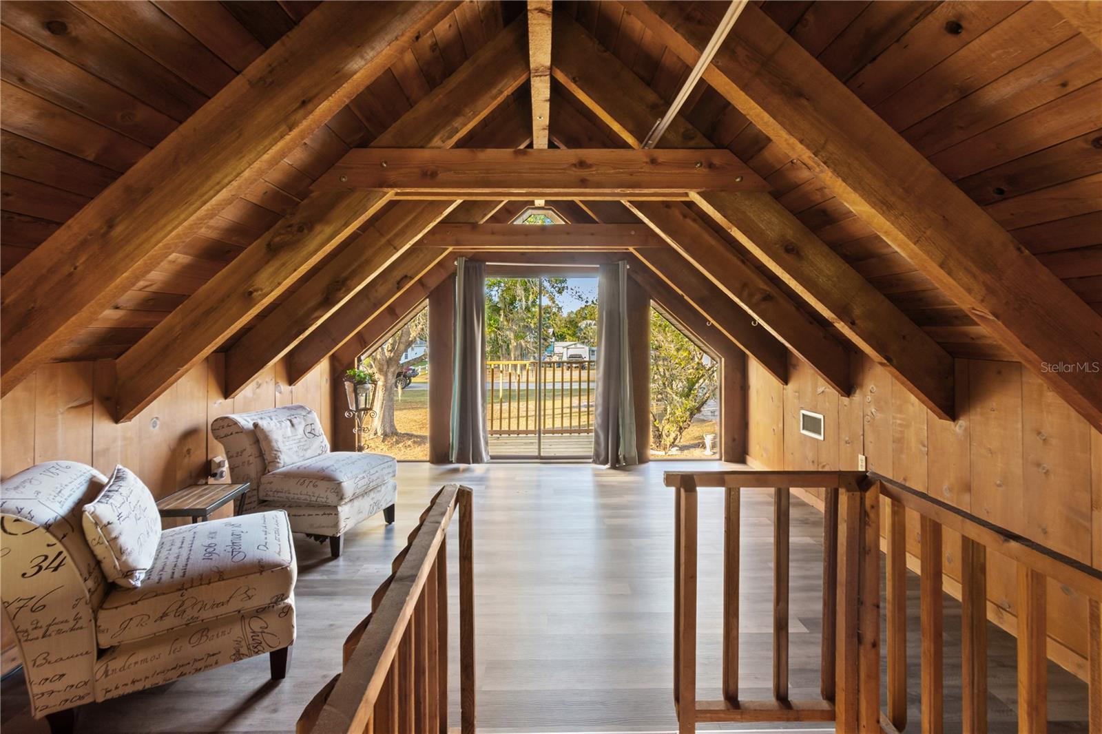 Image 6 of 50 For 1407 Indian Drive