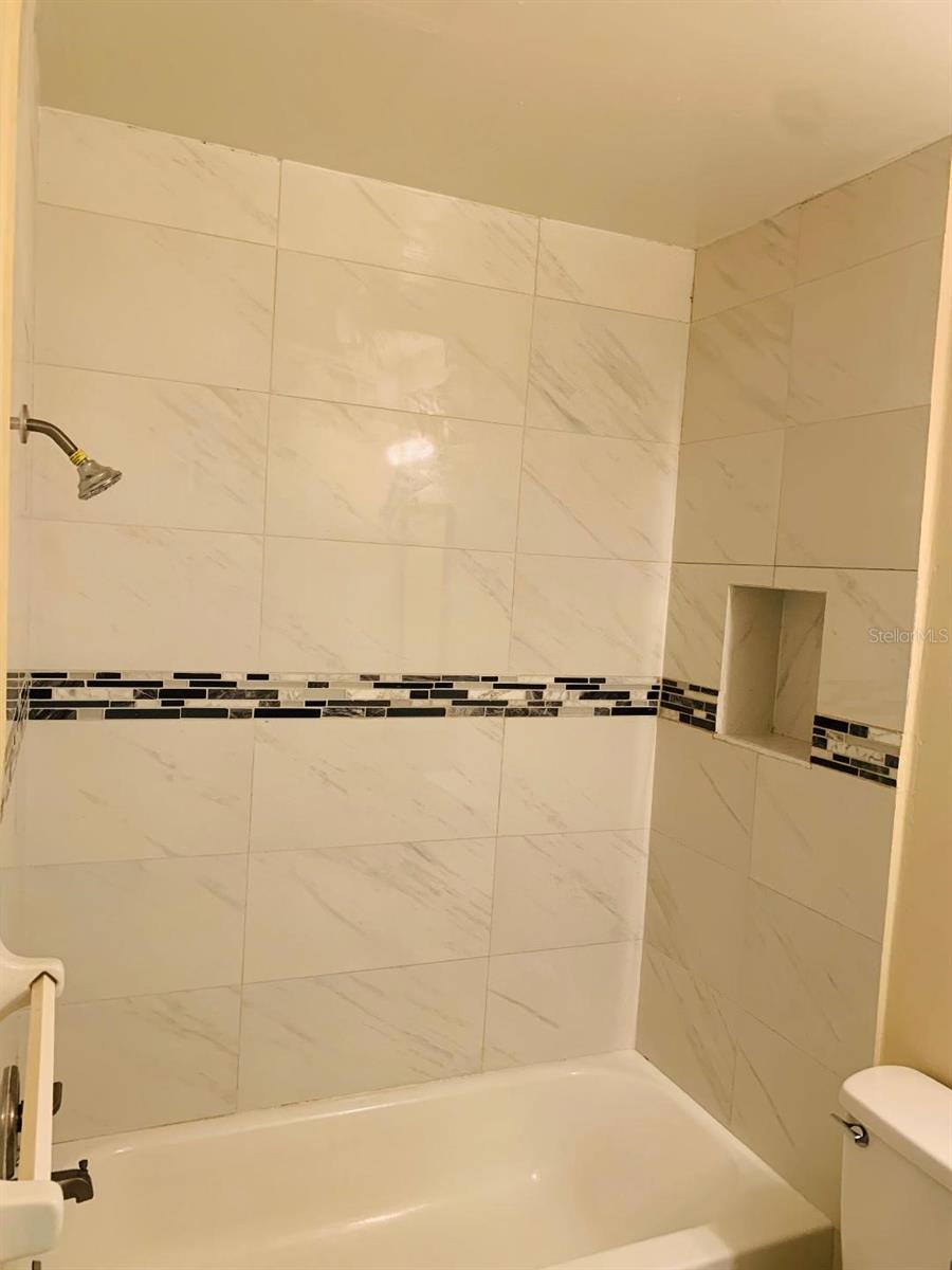 Image 8 of 17 For 2480 Chestnut Woods Drive