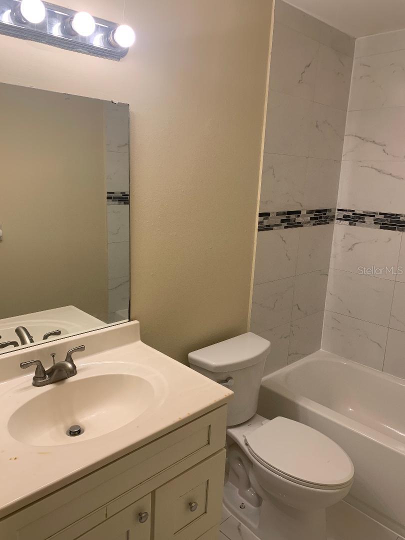 Image 9 of 17 For 2480 Chestnut Woods Drive