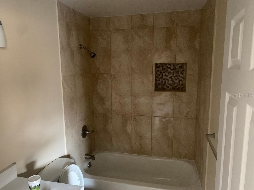 Image 9 of 10 For 2482 Chestnut Woods Drive