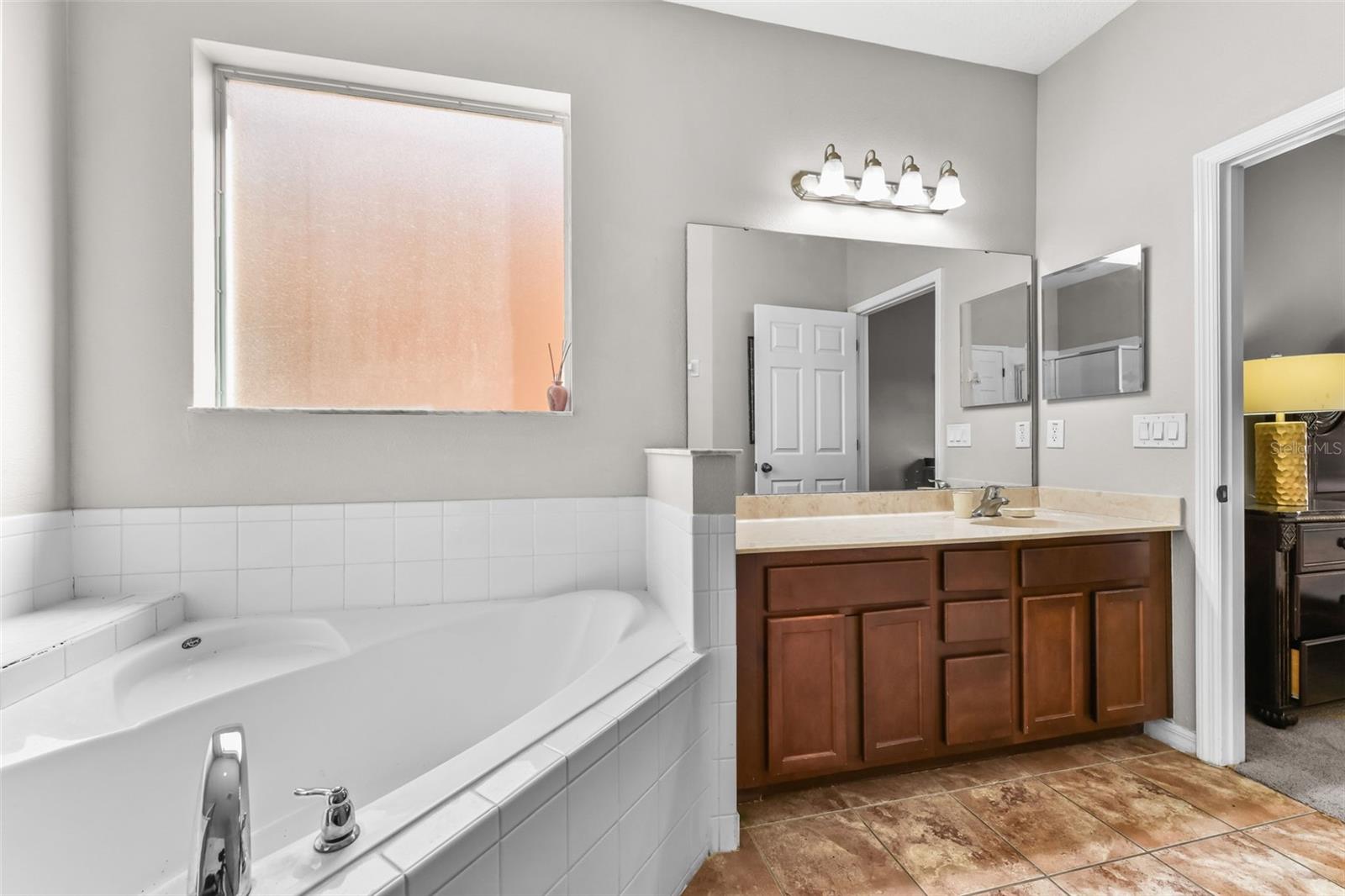 Image 24 of 55 For 733 Orange Cosmos Boulevard