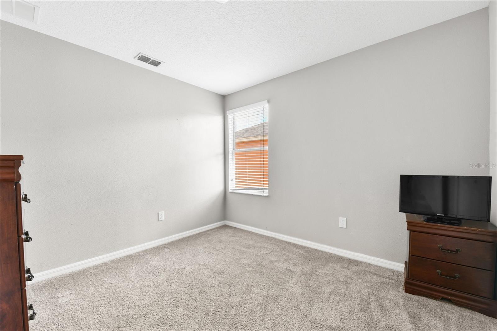 Image 35 of 55 For 733 Orange Cosmos Boulevard