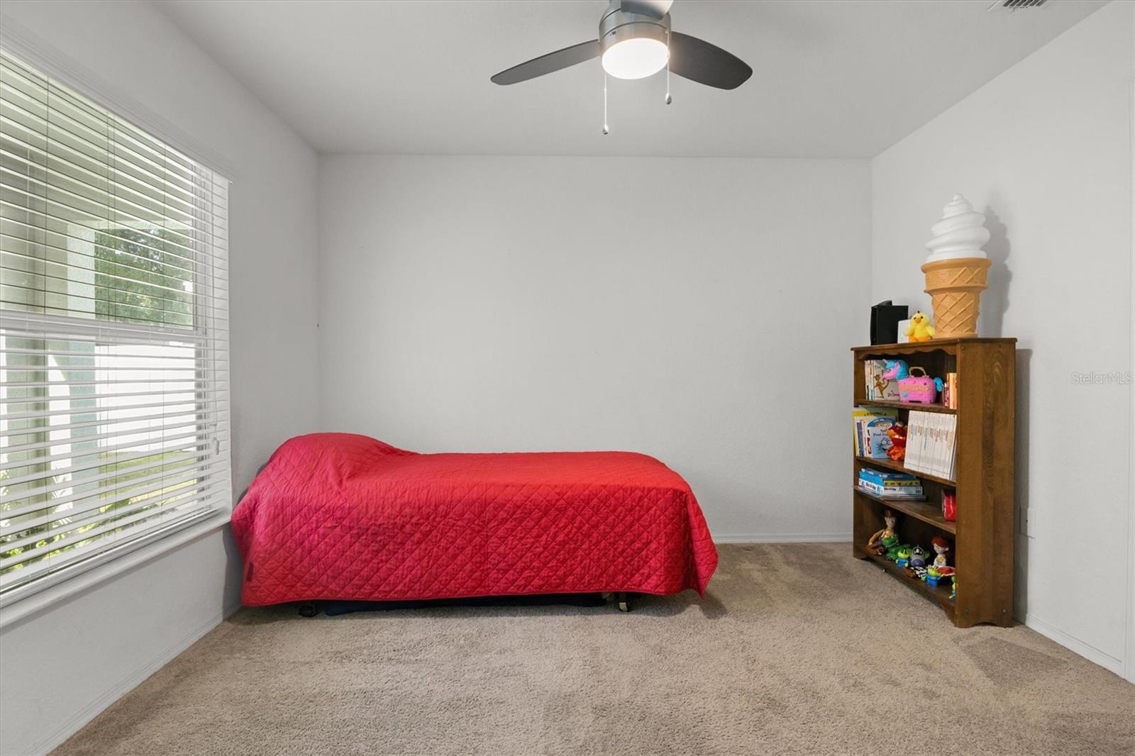 Image 18 of 28 For 6934 Tumbleweed Lane