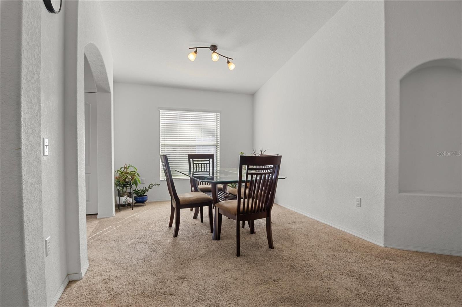 Image 4 of 28 For 6934 Tumbleweed Lane