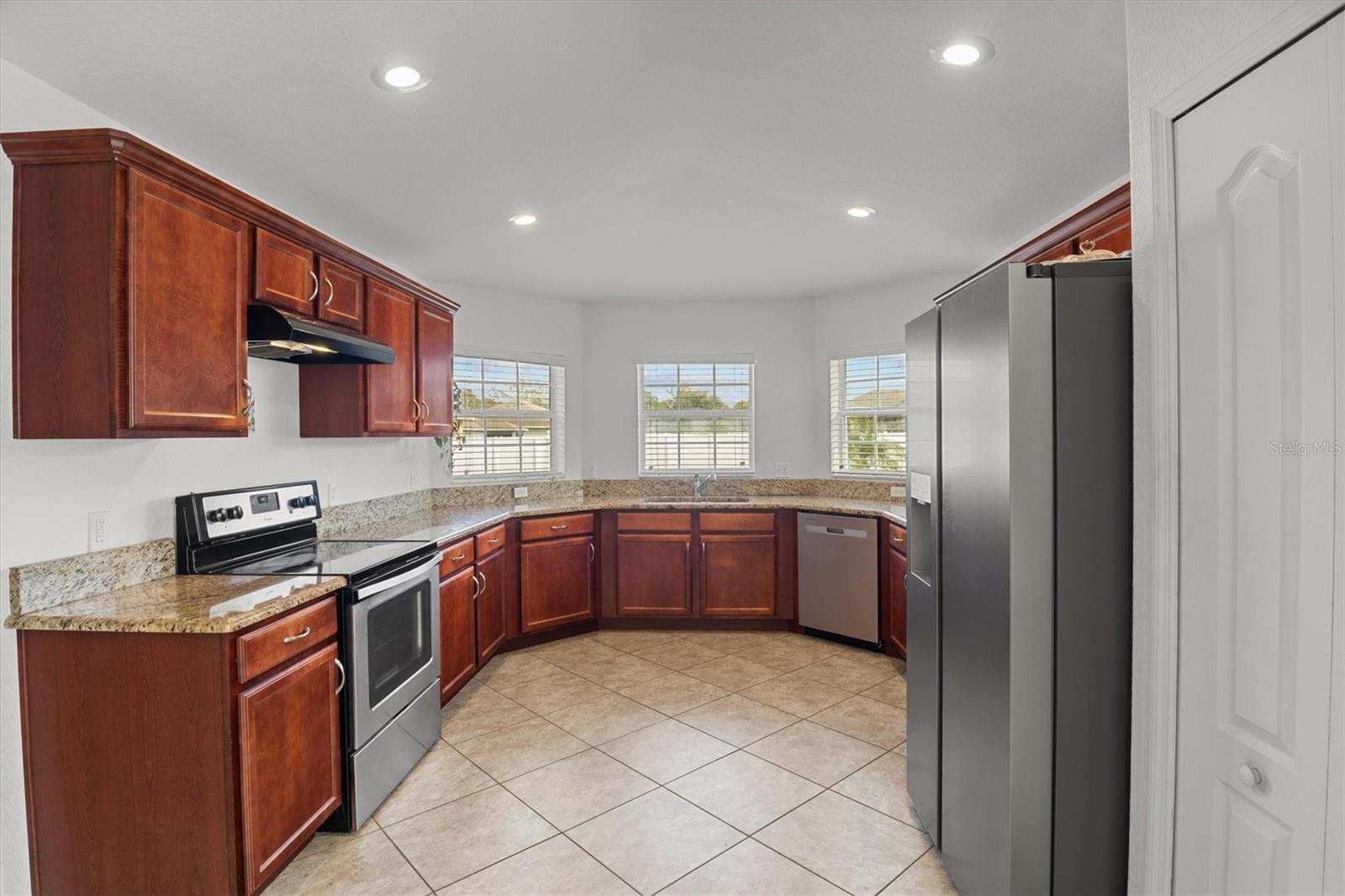 Image 6 of 28 For 6934 Tumbleweed Lane