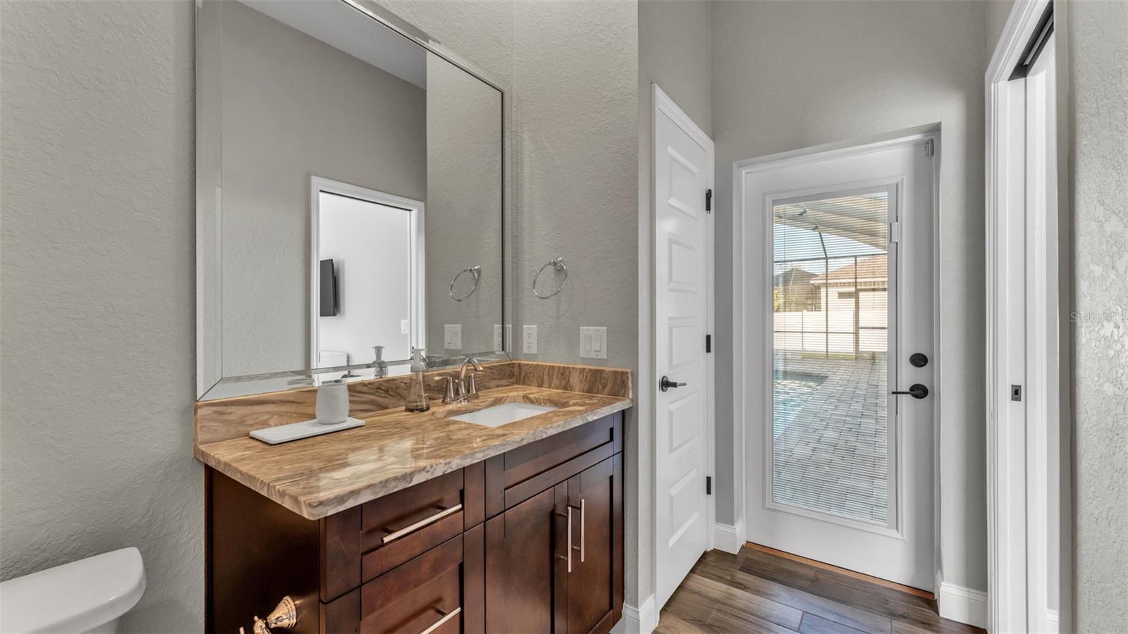 Image 46 of 70 For 3568 Lakeside Heritage Drive