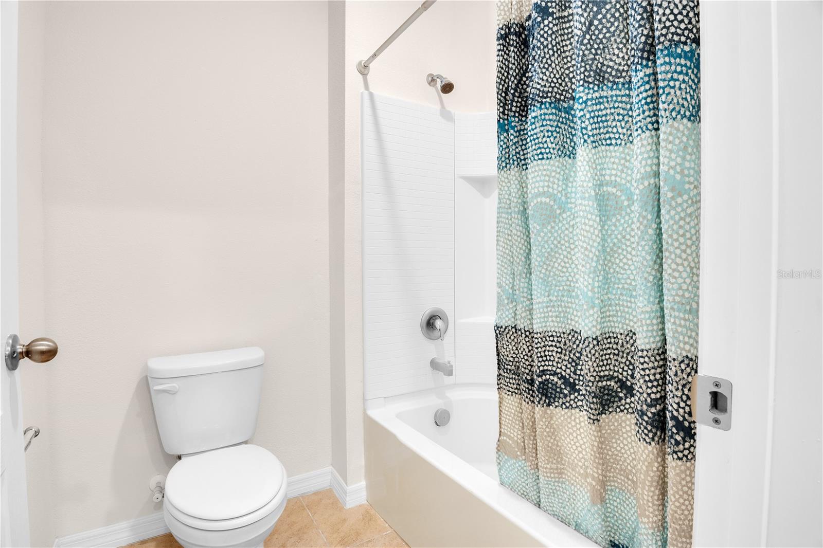 Image 25 of 32 For 204 Inman Boulevard