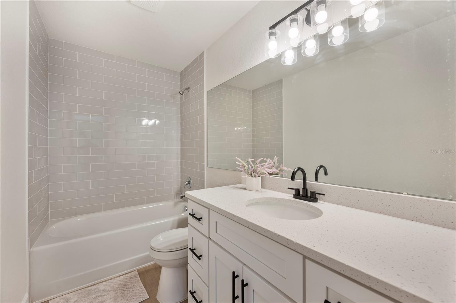 Image 21 of 31 For 5190 Starling Drive