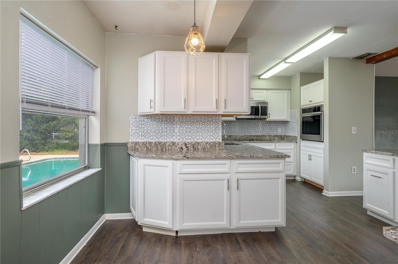Image 18 of 40 For 514 Orange Avenue