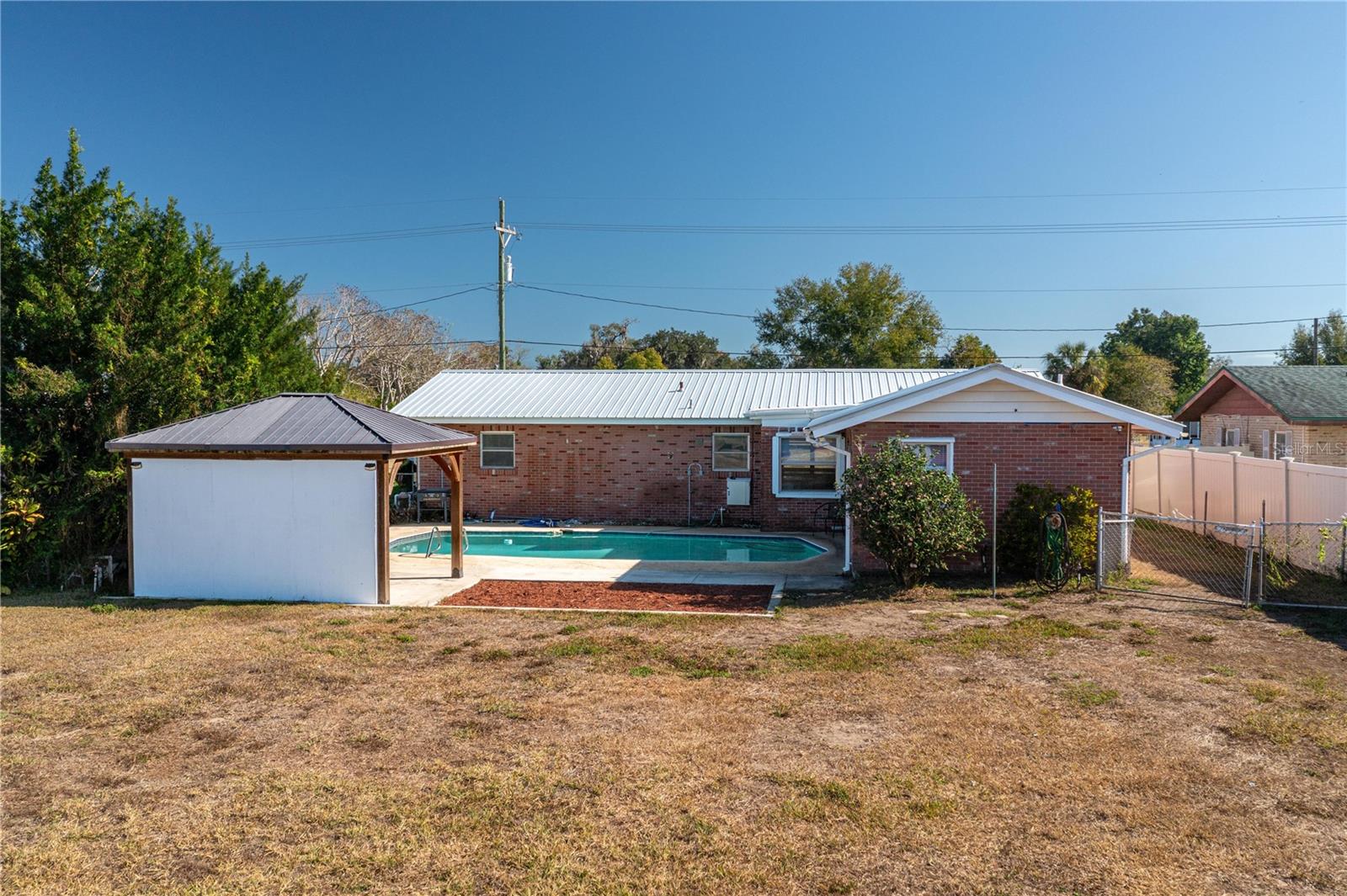 Image 4 of 40 For 514 Orange Avenue