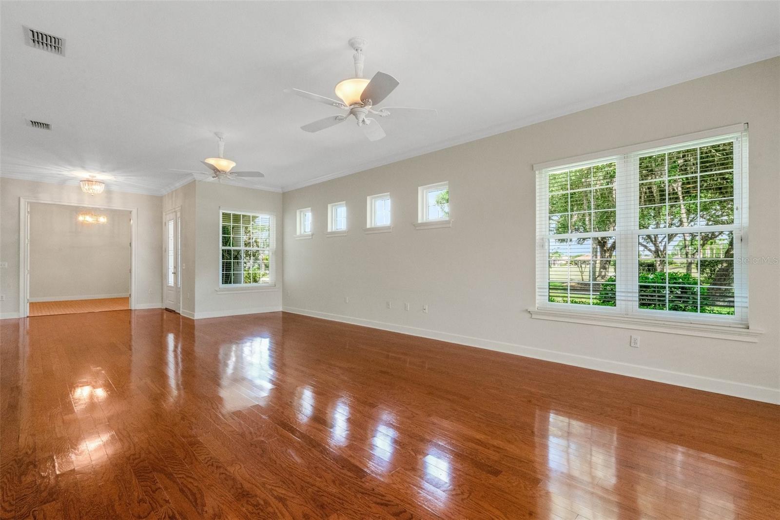 Image 10 of 63 For 2702 Prestwick Drive