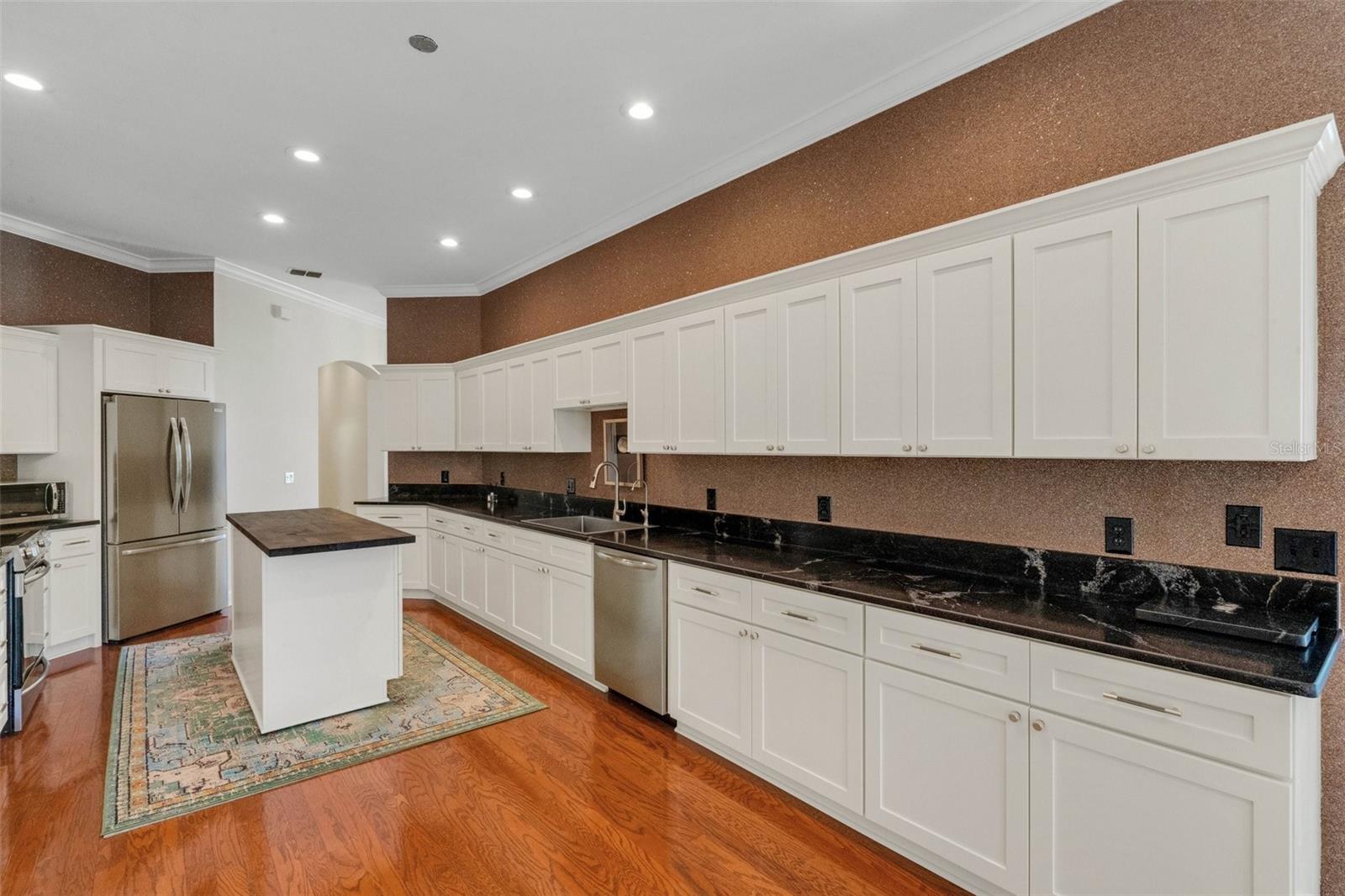 Image 16 of 63 For 2702 Prestwick Drive