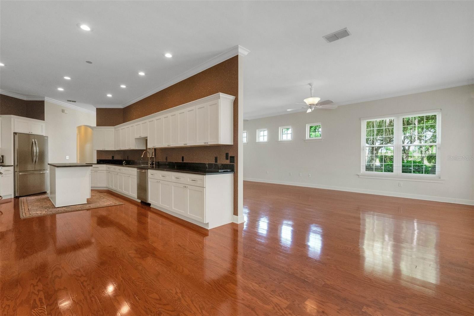 Image 25 of 63 For 2702 Prestwick Drive