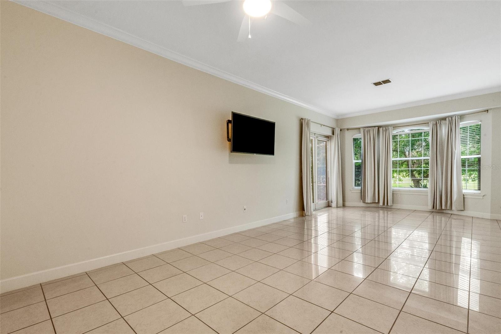 Image 29 of 63 For 2702 Prestwick Drive