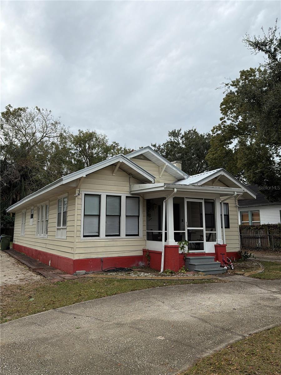 Details for 514 Avenue C Ne, WINTER HAVEN, FL 33881