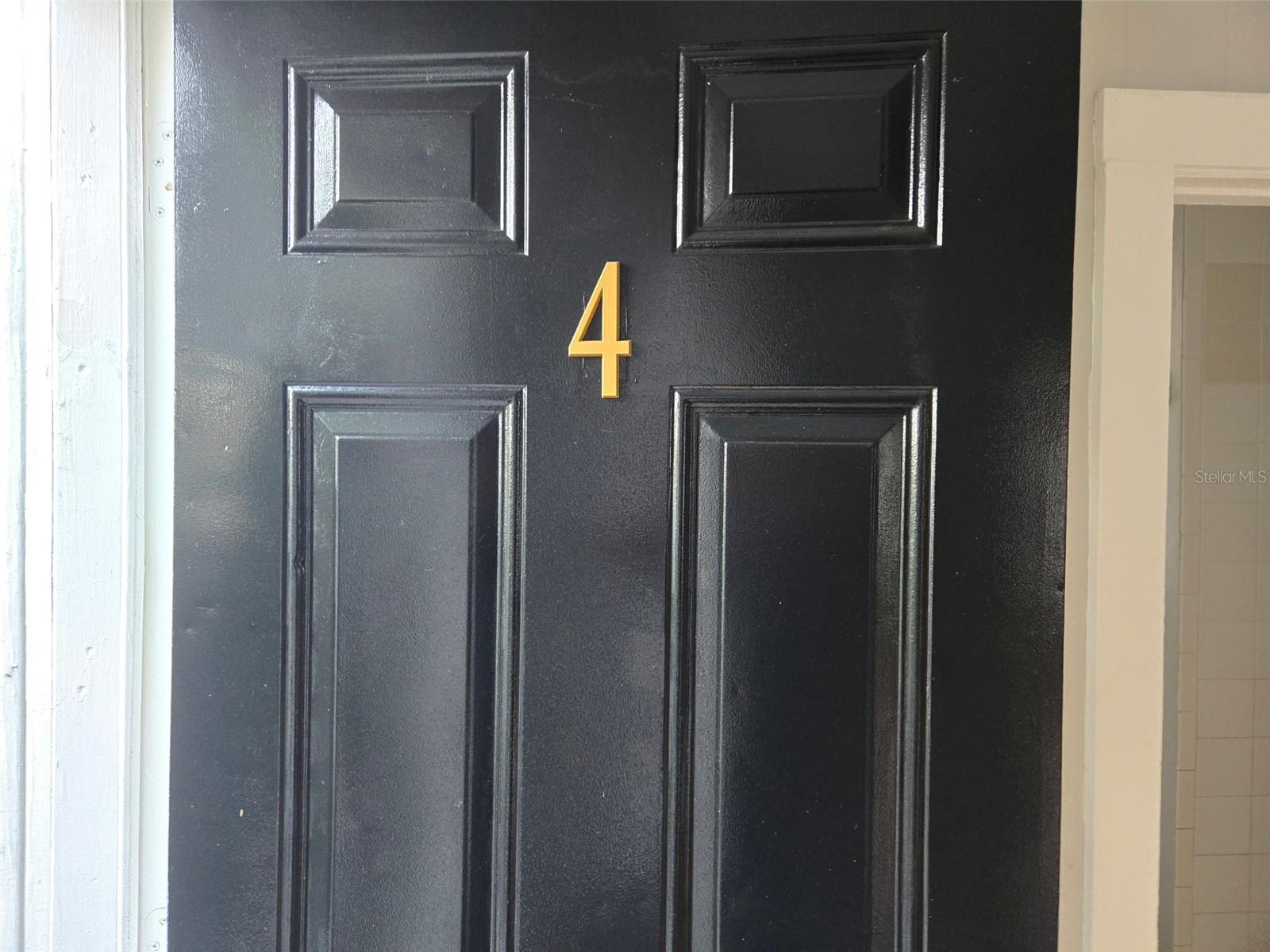 Image 10 of 22 For 514 Avenue C Ne