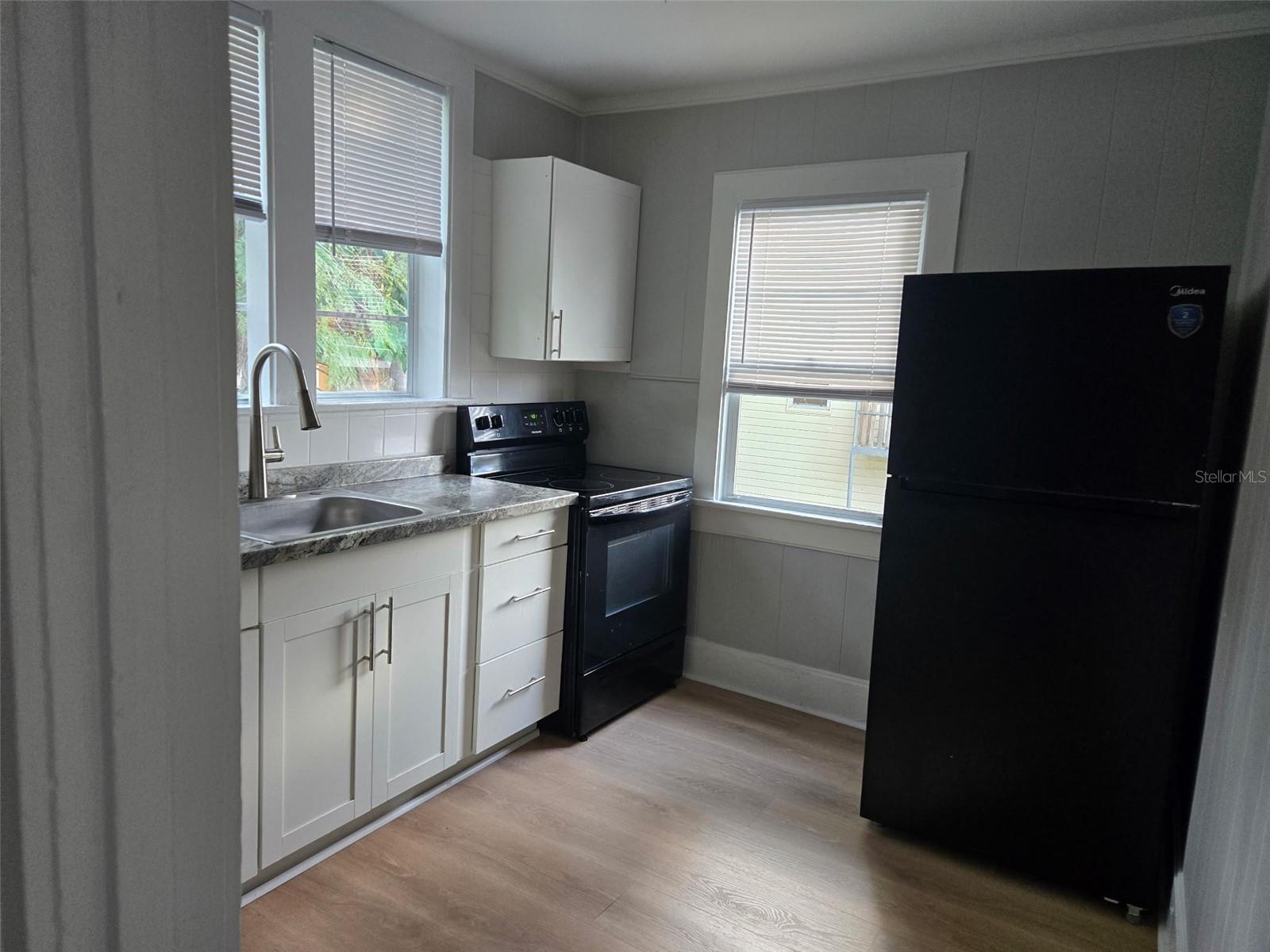 Image 8 of 22 For 514 Avenue C Ne