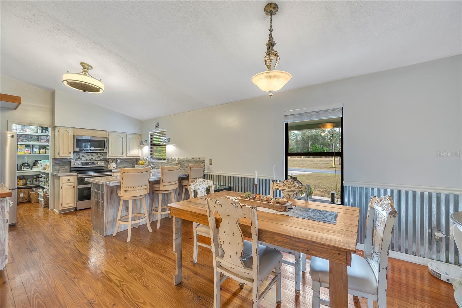 Image 13 of 71 For 151 Pine Street