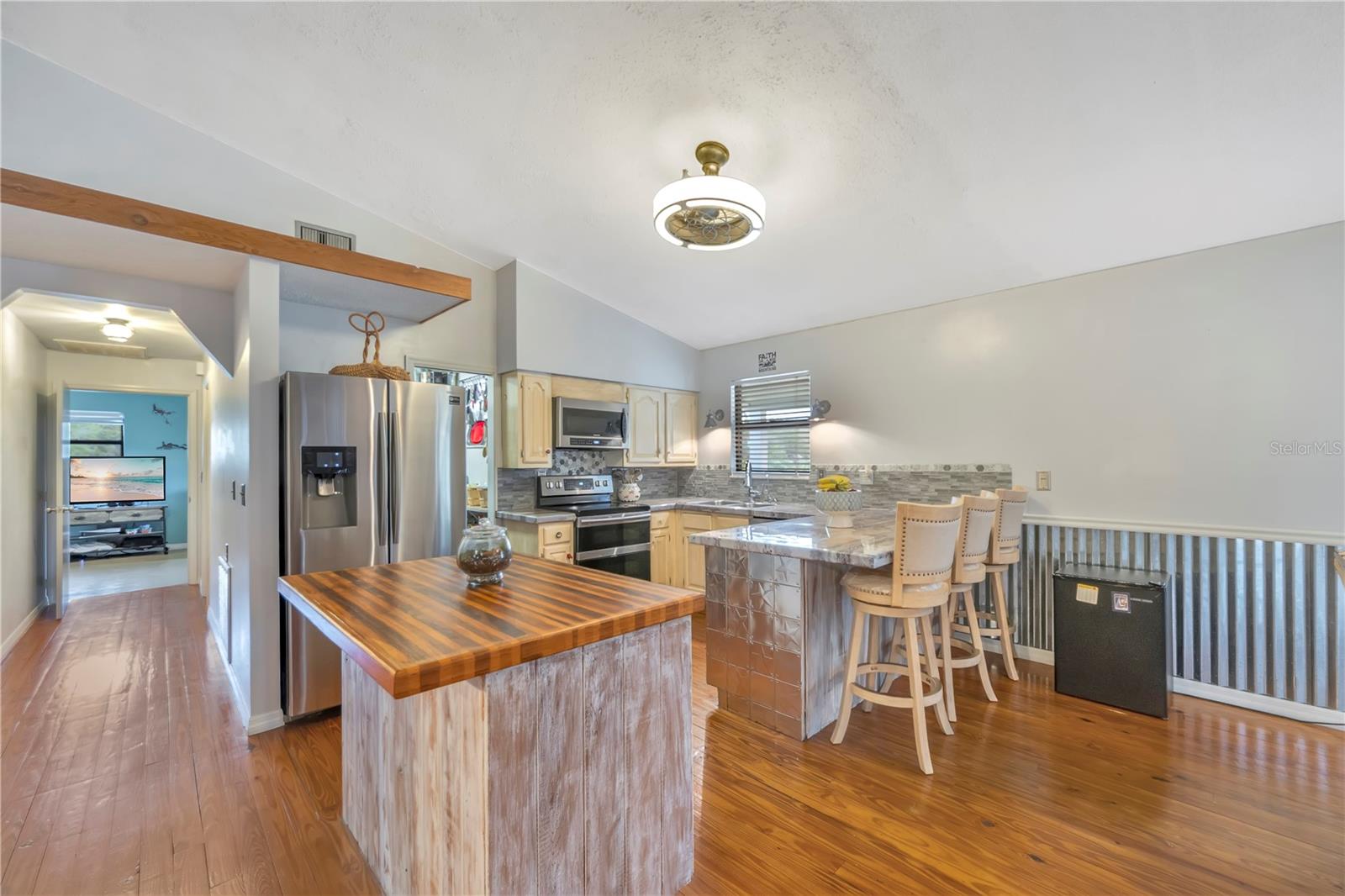 Image 15 of 71 For 151 Pine Street