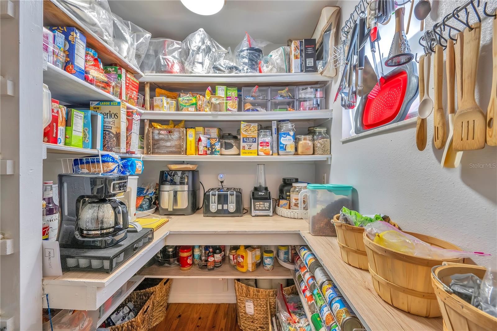 Image 21 of 71 For 151 Pine Street