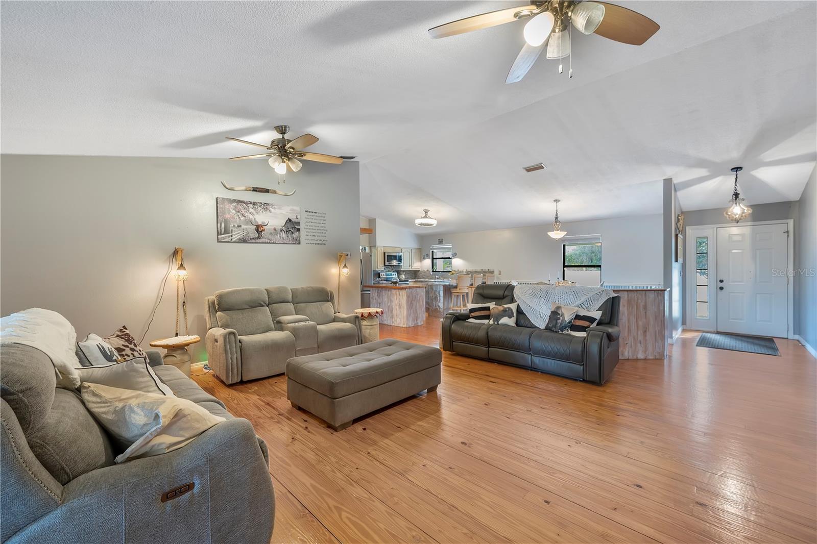 Image 23 of 71 For 151 Pine Street