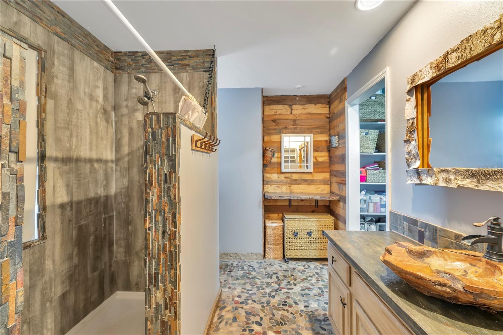 Image 34 of 71 For 151 Pine Street