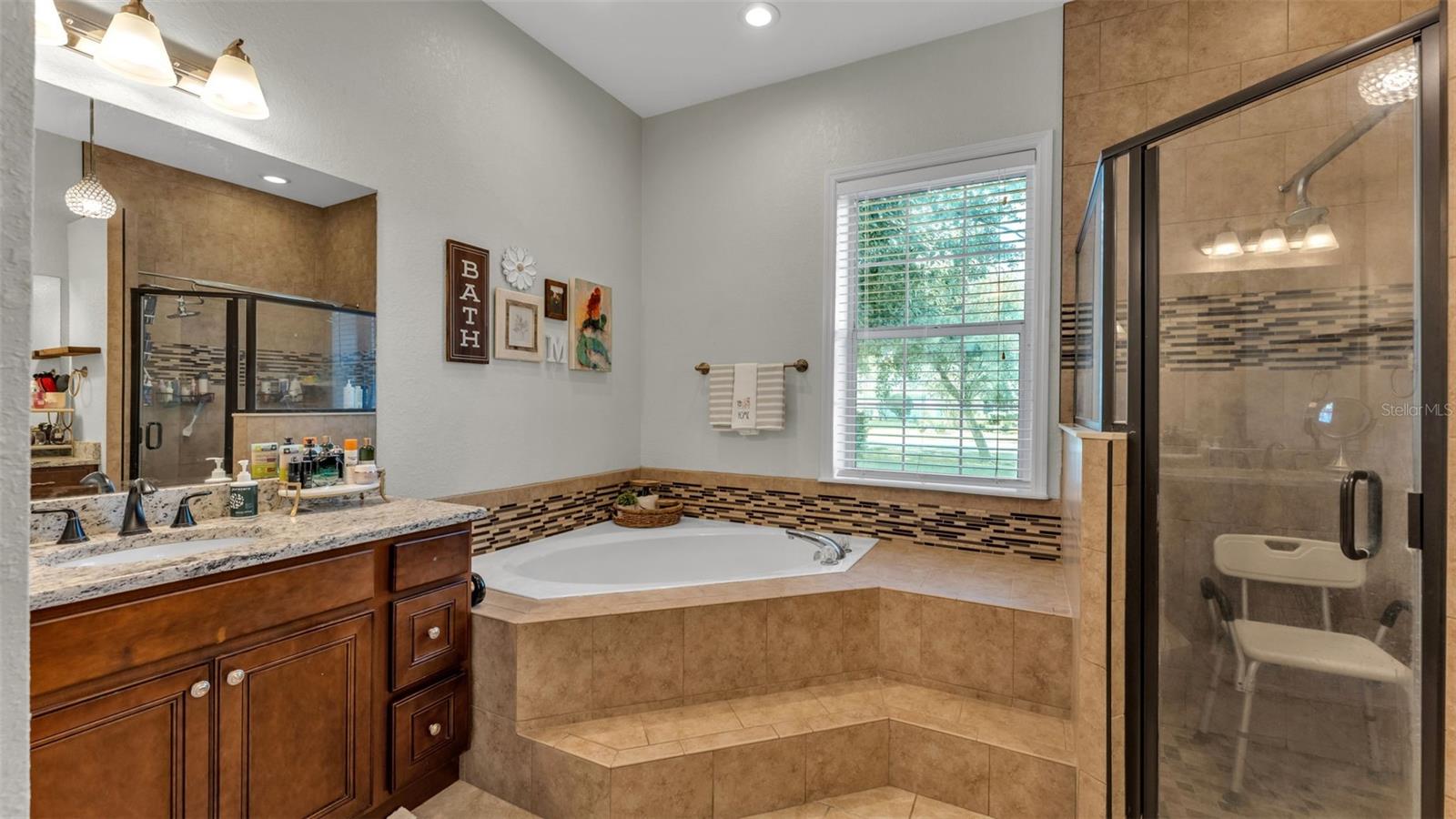 Image 11 of 74 For 1345 Longoak Dr Drive N