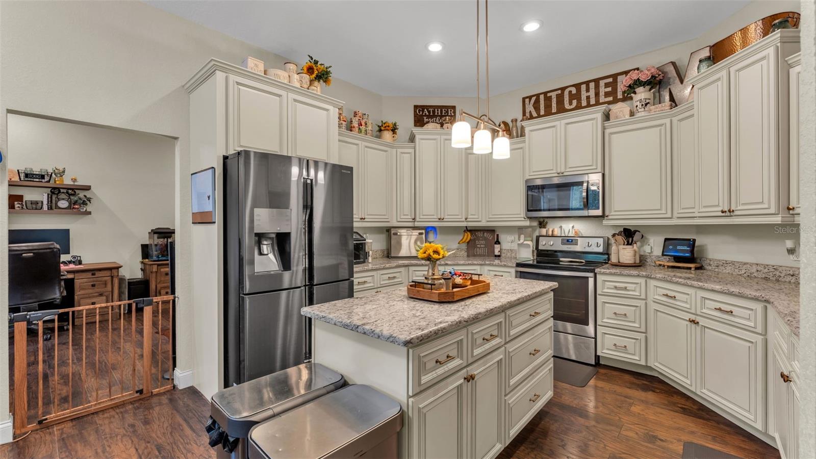 Image 44 of 74 For 1345 Longoak Dr Drive N