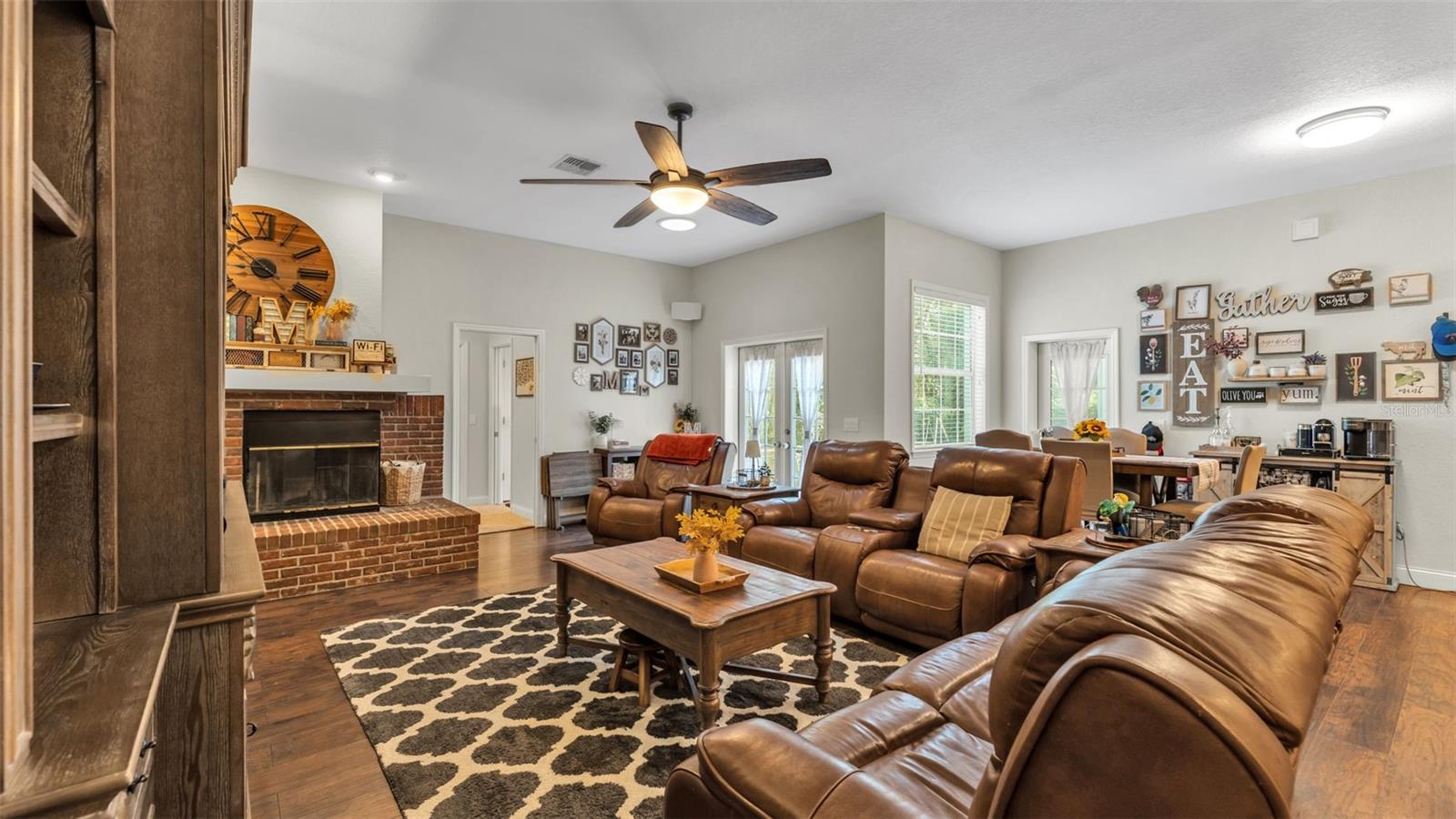 Image 49 of 74 For 1345 Longoak Dr Drive N