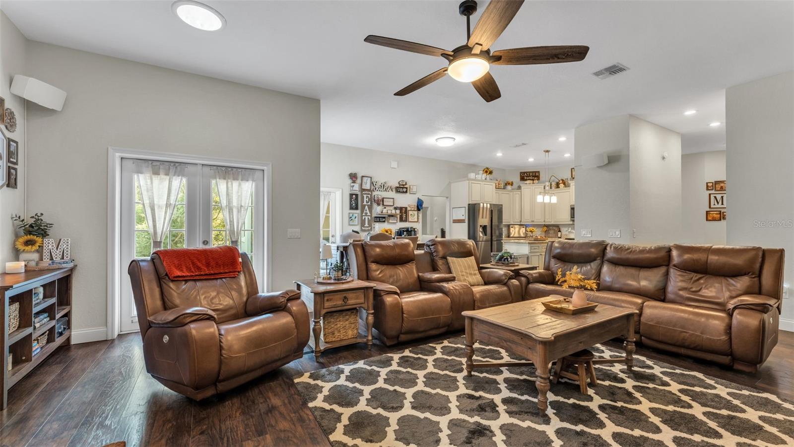 Image 51 of 74 For 1345 Longoak Dr Drive N