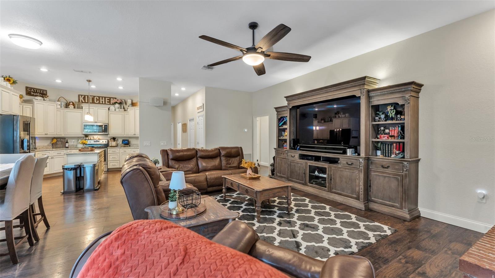 Image 52 of 74 For 1345 Longoak Dr Drive N