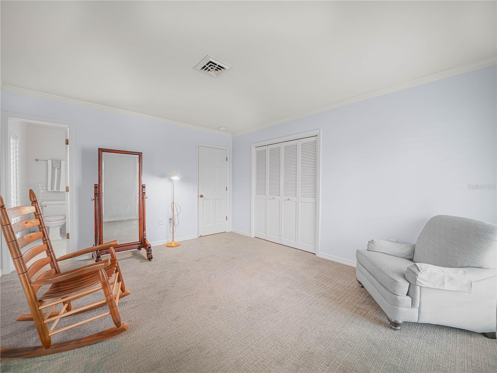 Image 24 of 51 For 6 Peachtree Lane