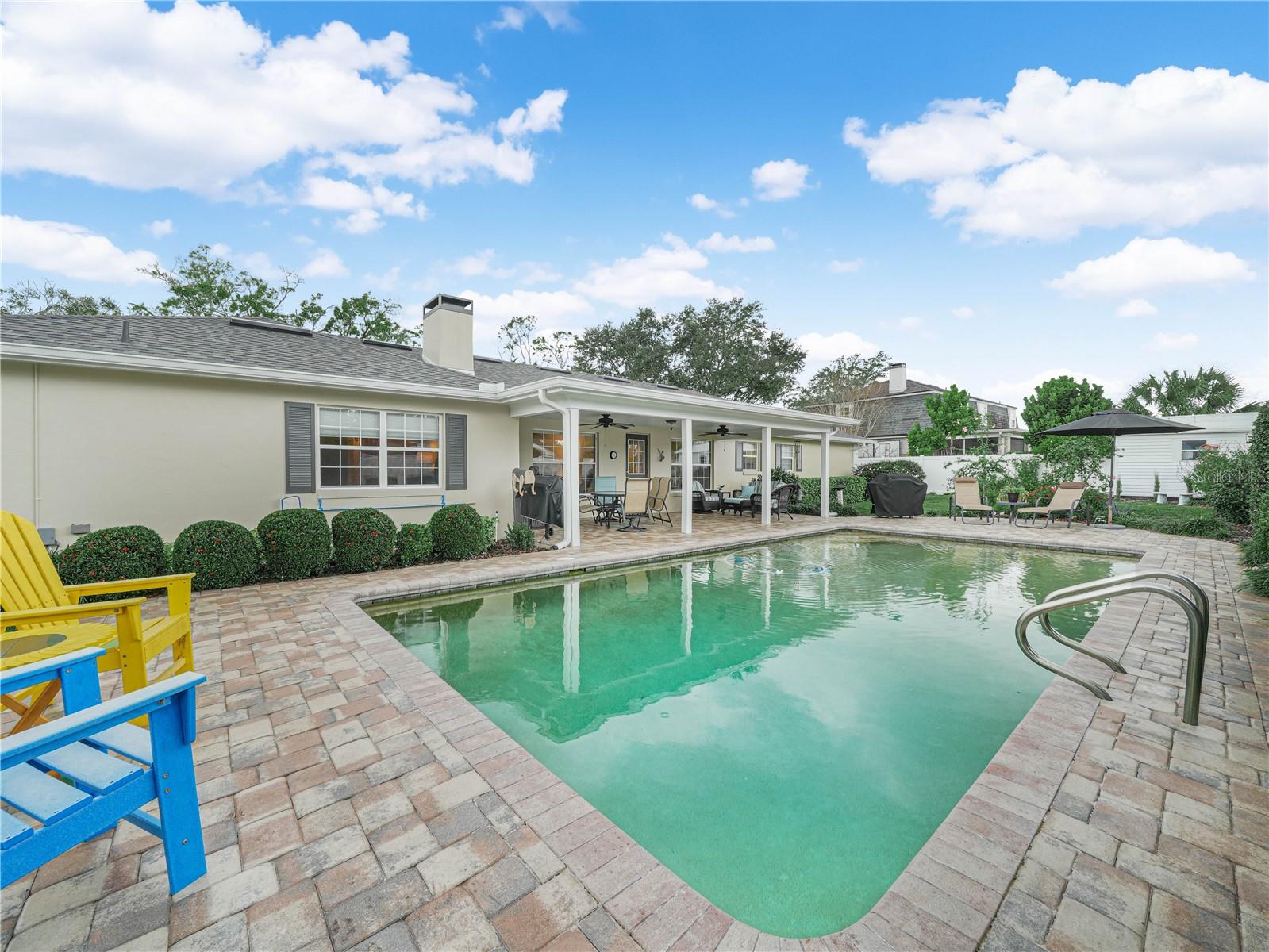 Image 25 of 51 For 6 Peachtree Lane