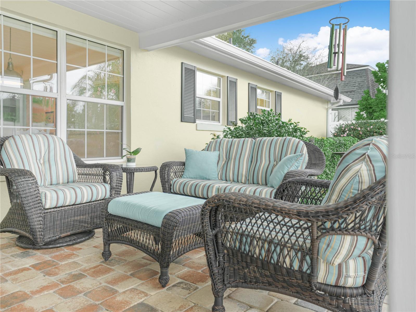 Image 29 of 51 For 6 Peachtree Lane