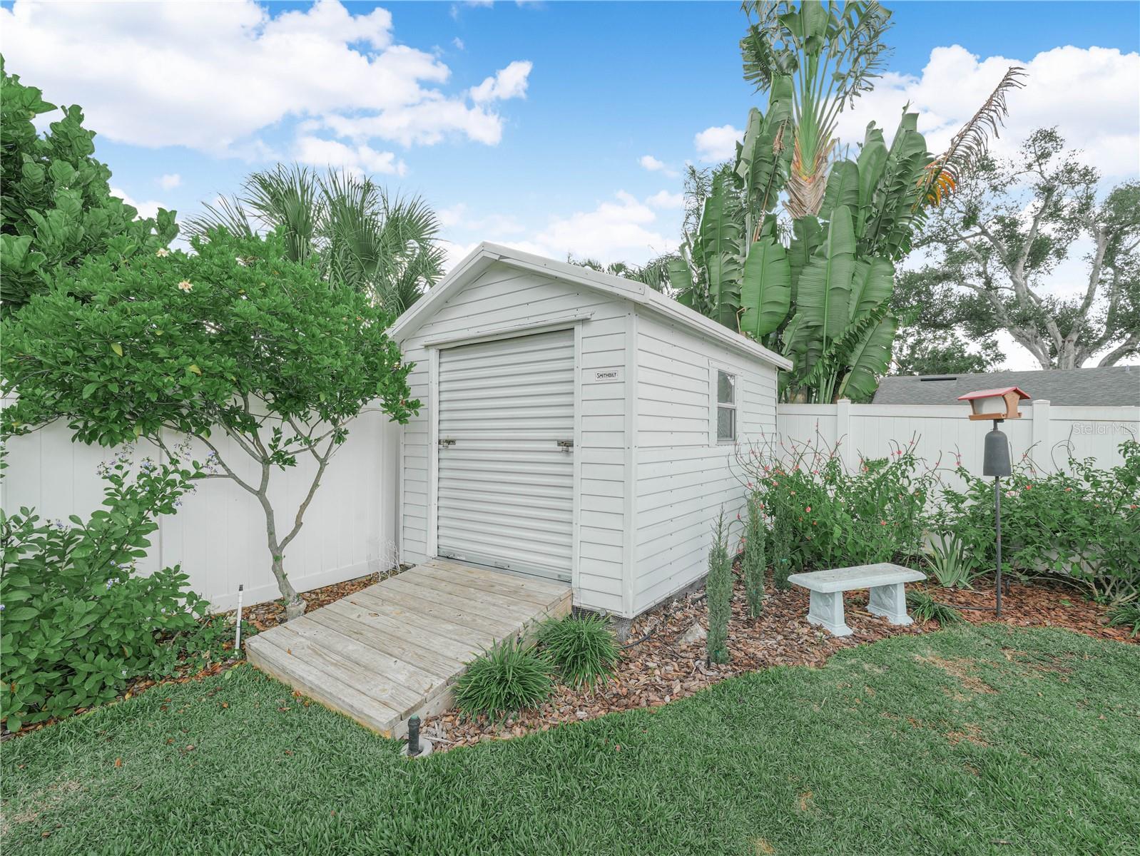 Image 37 of 51 For 6 Peachtree Lane