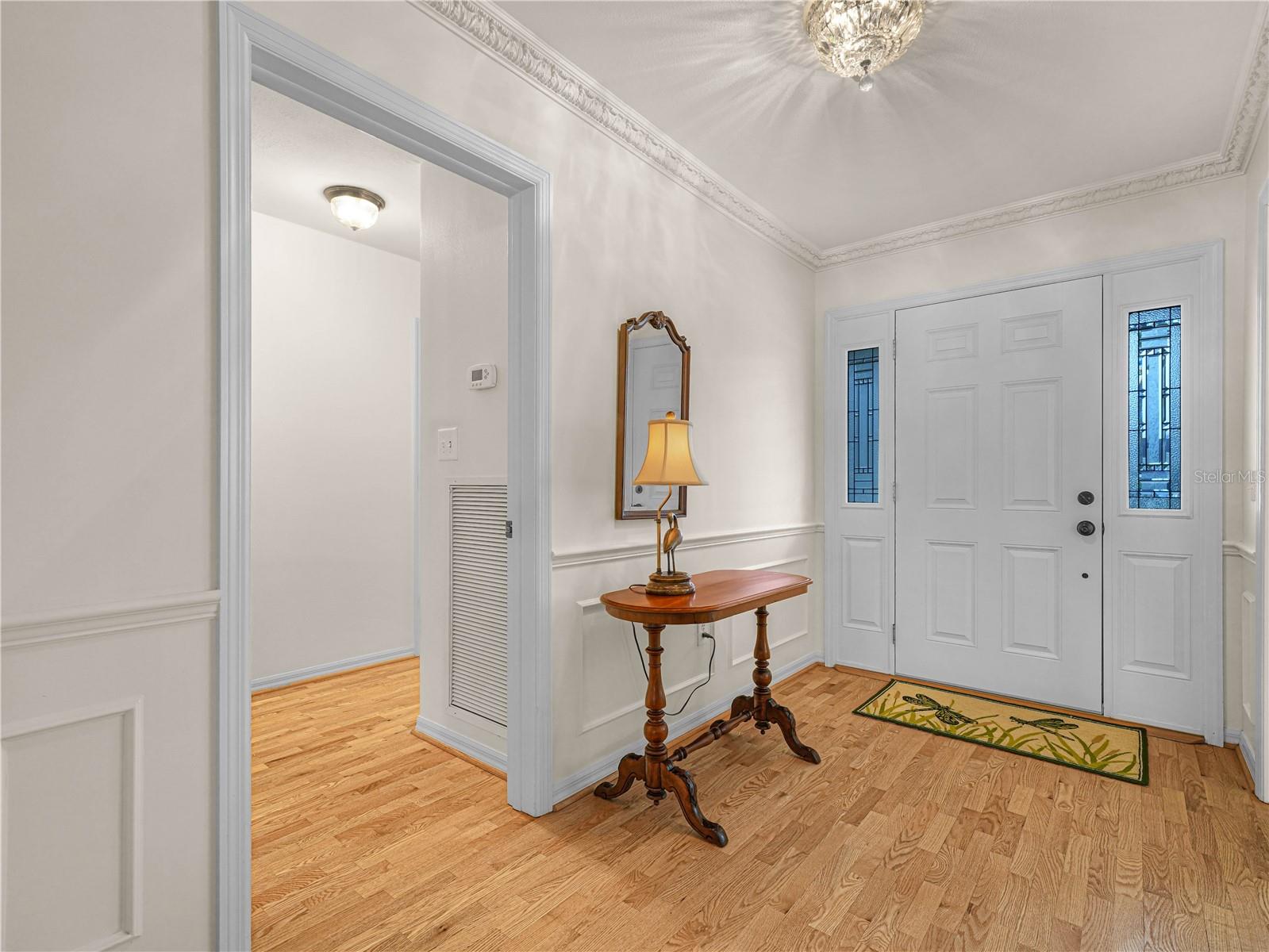 Image 4 of 51 For 6 Peachtree Lane