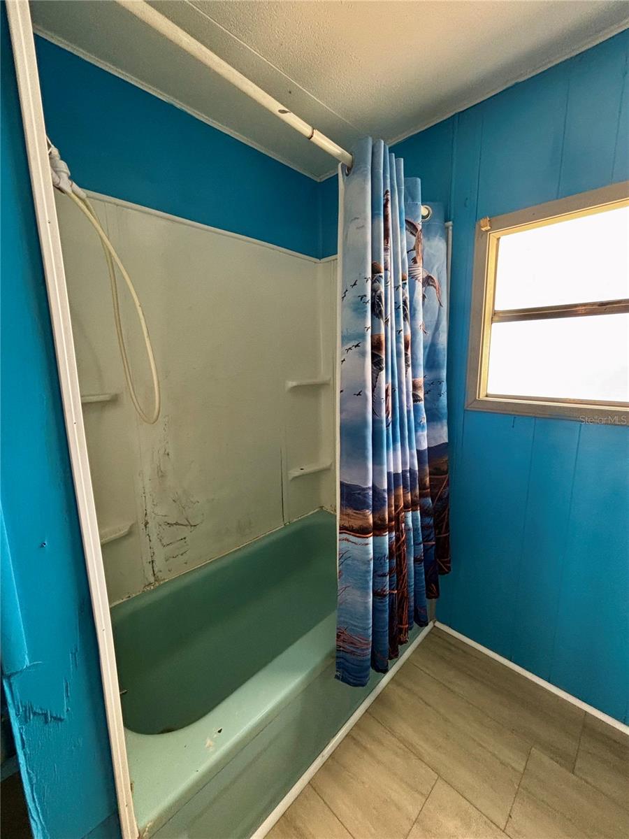 Image 21 of 34 For 1226 Country Club Lane