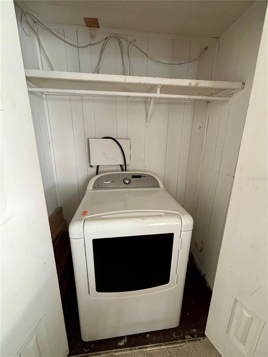 Image 23 of 34 For 1226 Country Club Lane