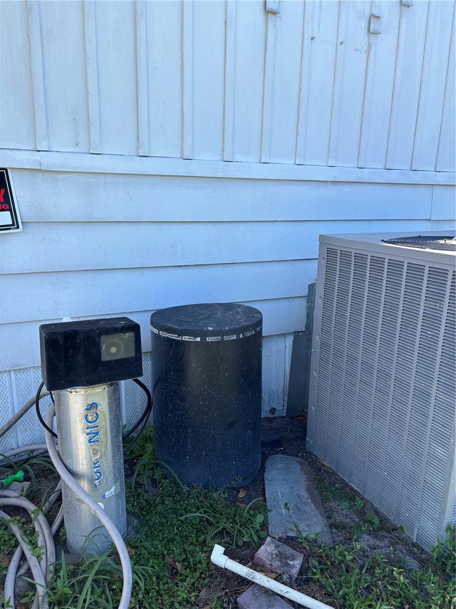 Image 24 of 34 For 1226 Country Club Lane